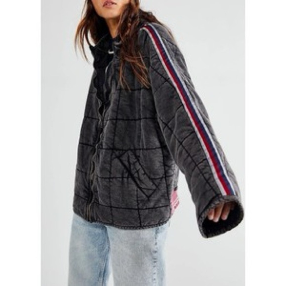 FREE PEOPLE Sports Rib Dolman Quilted Jacket 🧥 - Picture 2 of 2